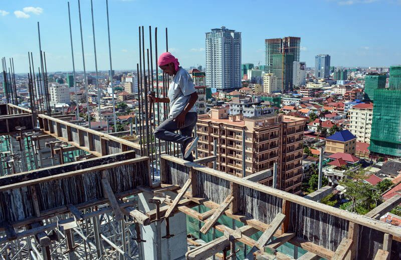 Hiring Contractors in Asia? Here’s What to Know