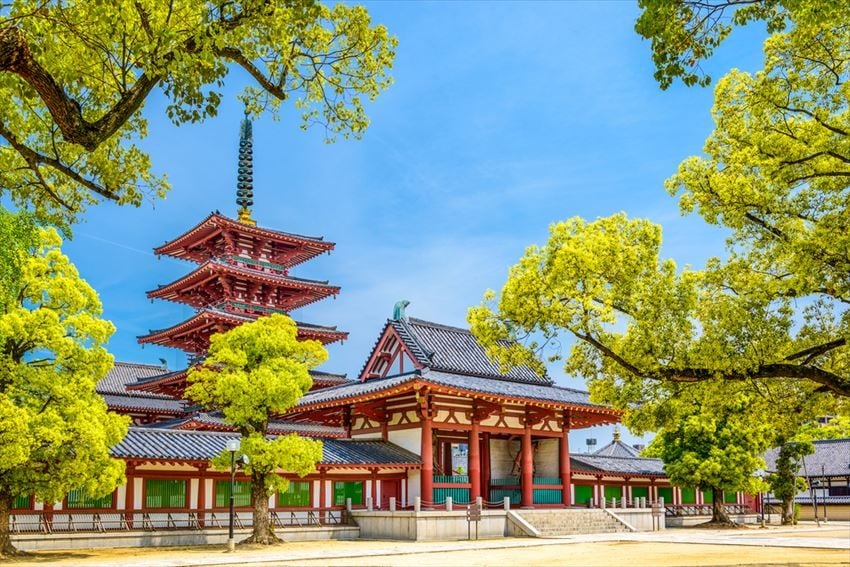 Shitennoji Temple-Tennoji-Osaka
