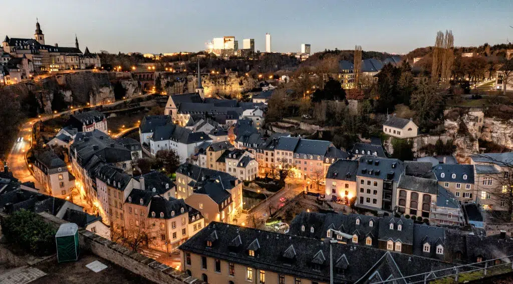 countries high salaries - luxembourg